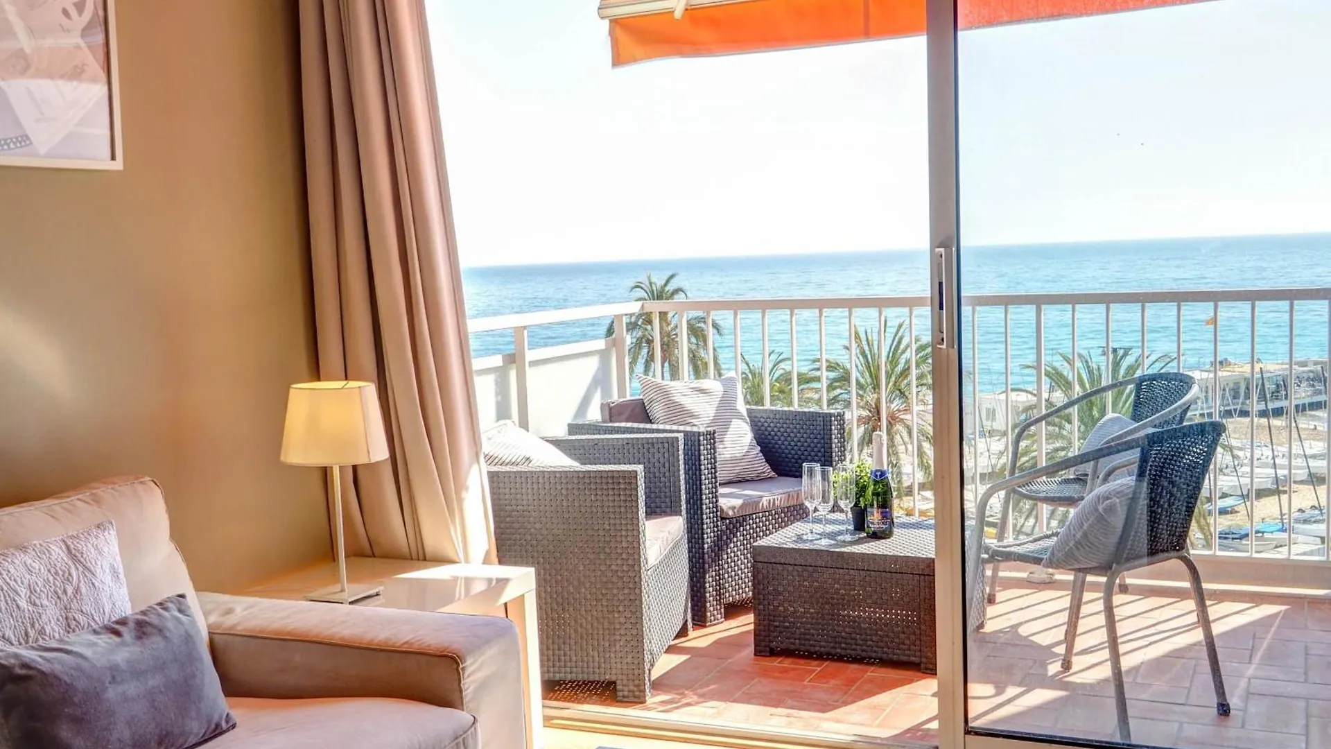 Apartment La Gioia 3 By Hello Homes Sitges